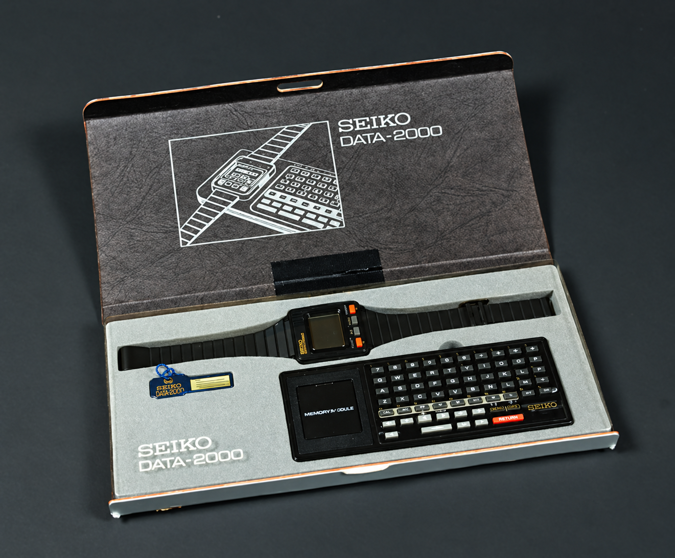 Vintage Seiko Data-2000 wrist computer and keyboard