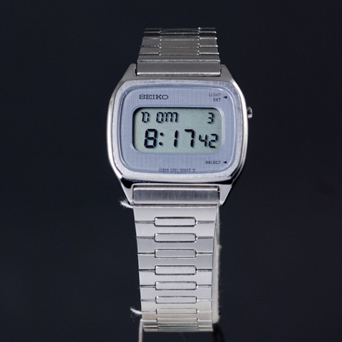 Mod F051-5020, vintage Seiko LCD watch from the F Series series