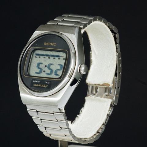 Mod 0534-5000 1975, vintage Seiko LCD watch from the O Series series