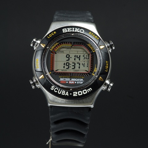 Mod S800-0019 Divers, vintage Seiko LCD watch from the S Series series